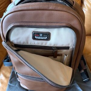 Tumi Harrison Bradner Brown Leather Backpack with Cream Interior EUC!!